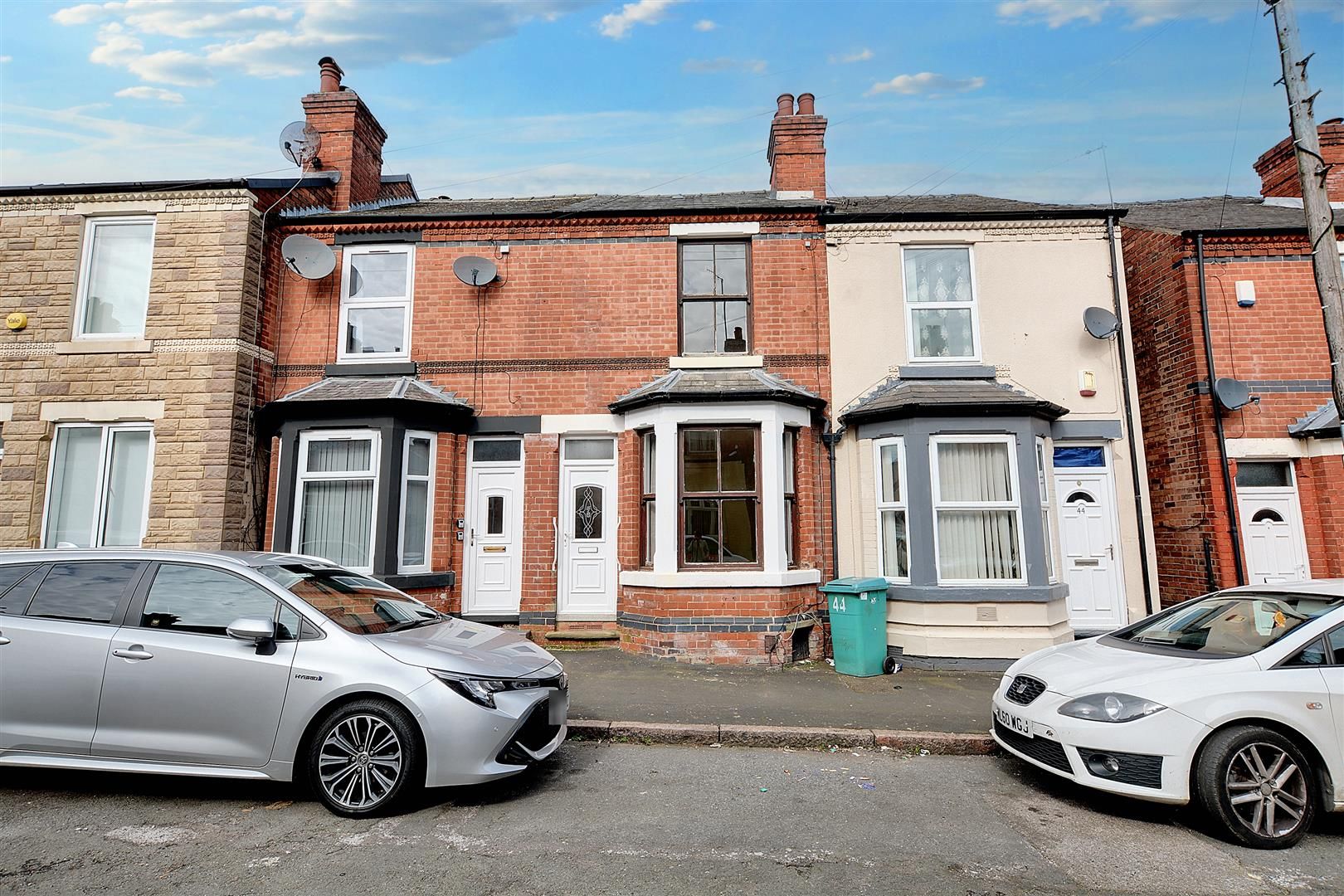 Grimston Road, Nottingham, NG7 5QW