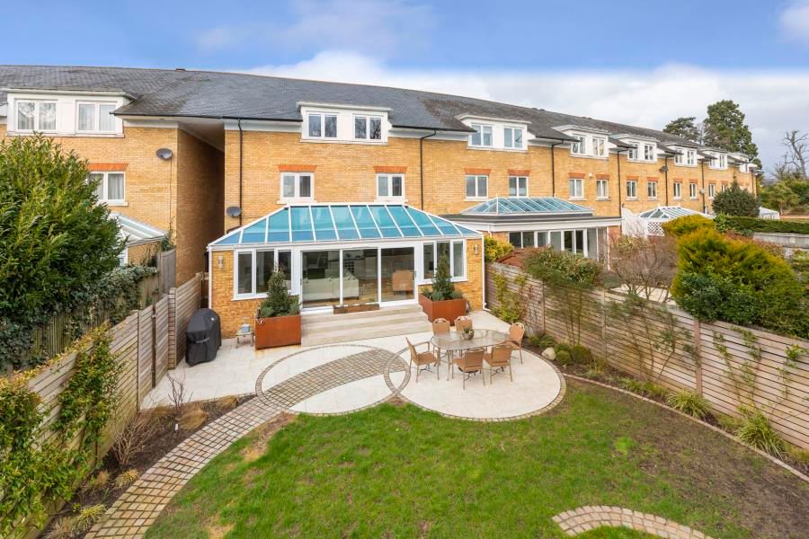 St. David's Drive, Englefield Green, Surrey, TW20 0BA