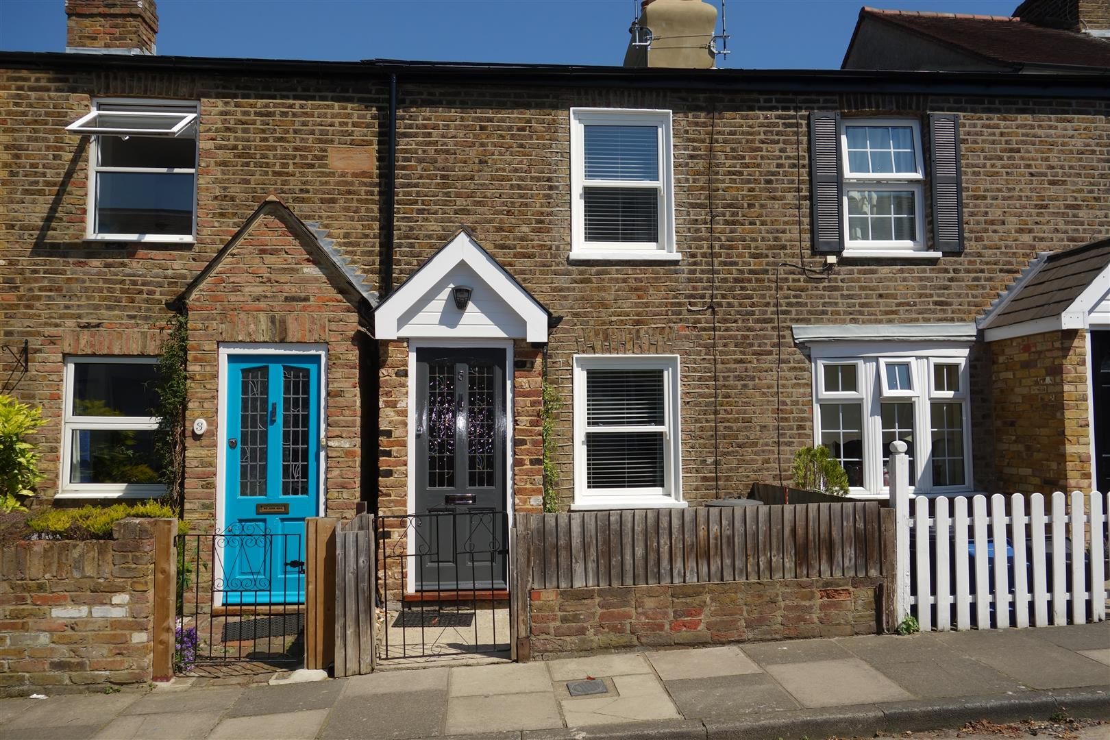2 bed property for sale in Stanley Road, East Sheen, SW14 James Anderson