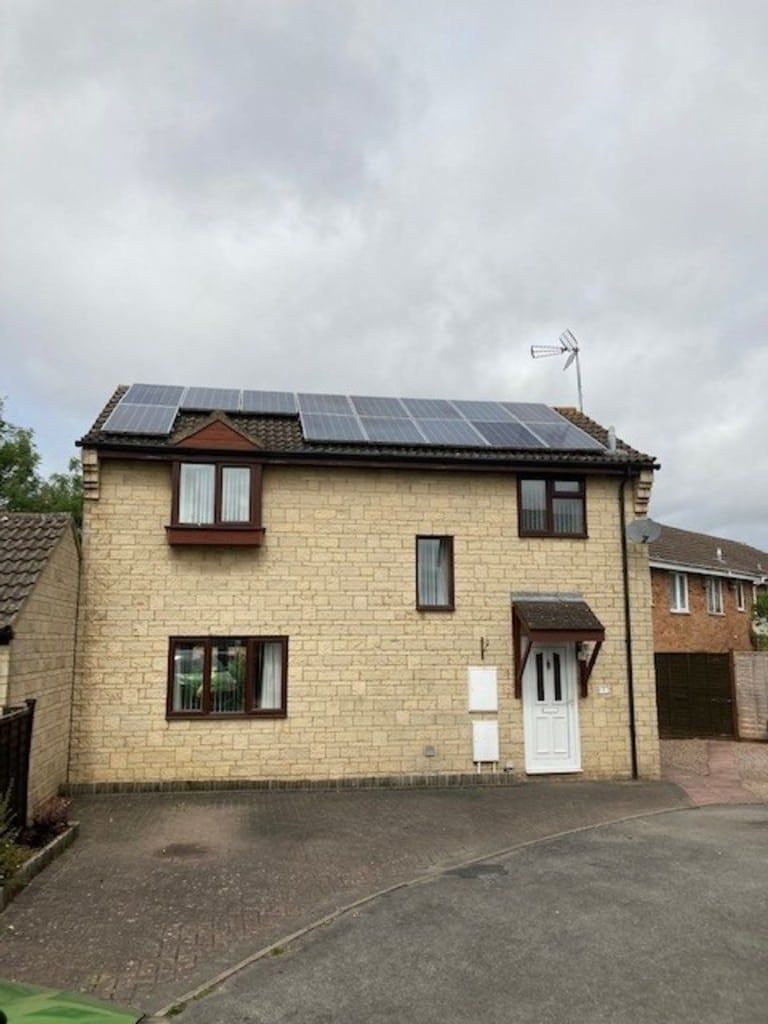 Plattes Close, Shaw, Swindon, Wiltshire, SN5 5SA