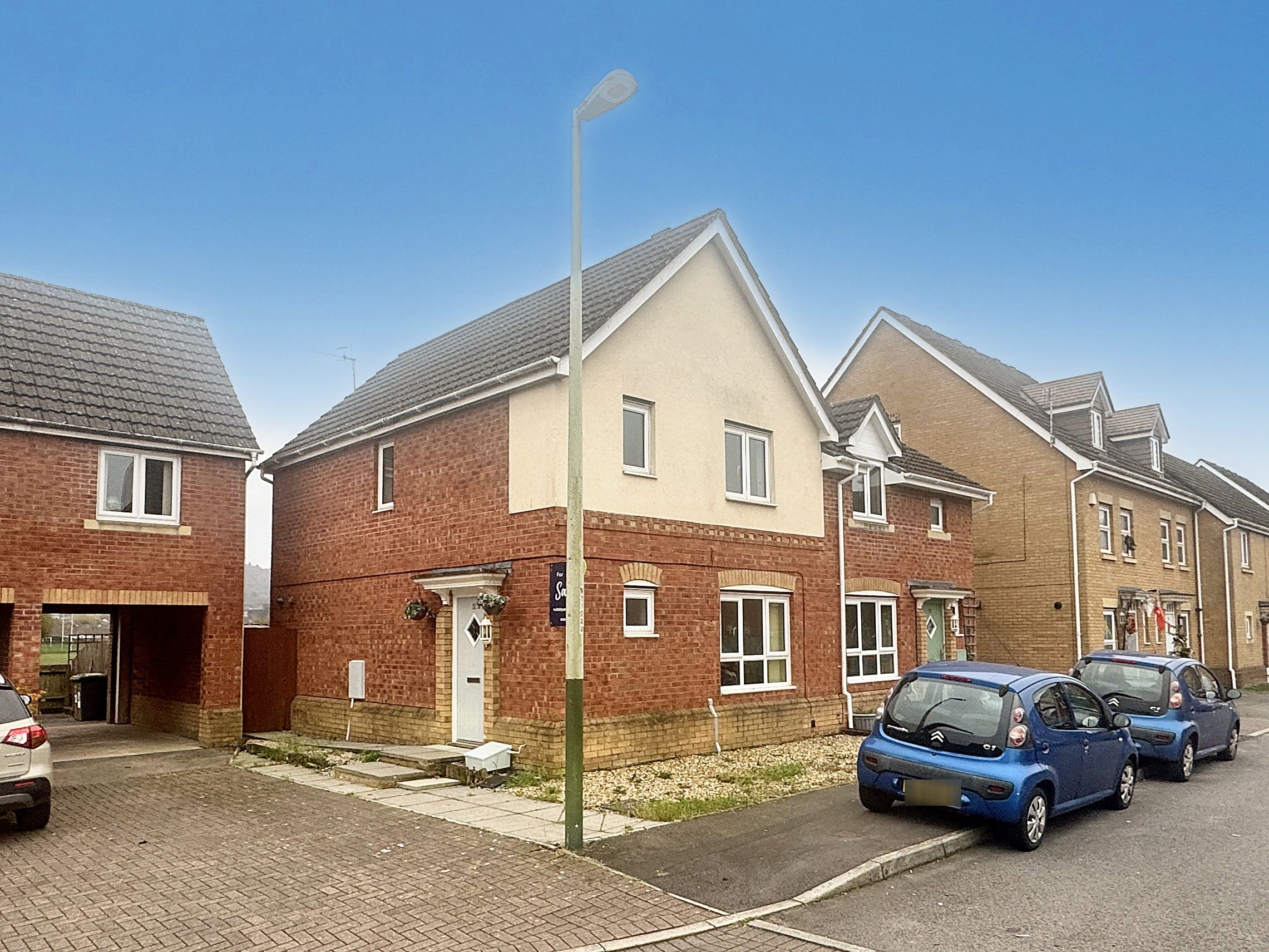 Small Meadow Court, Caerphilly, CF83