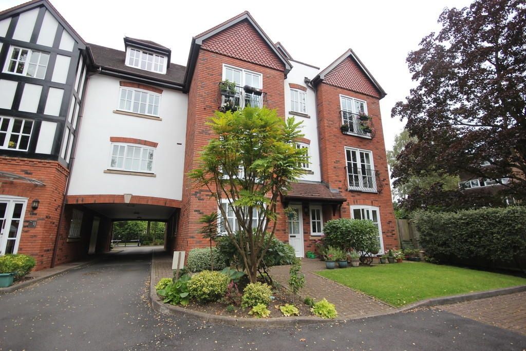 Flat 2, Blossomfield Gardens, Solihull, 34 Blossomfield Road, B91 1NZ