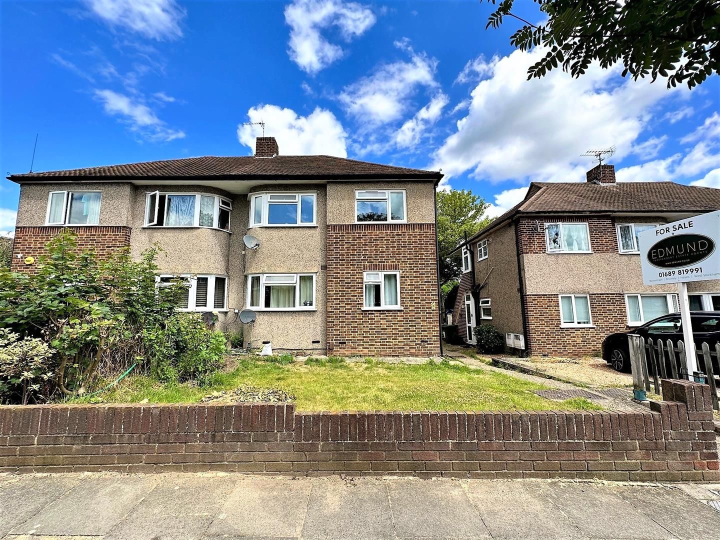 2 bed flat for sale in Kenilworth Road, Petts Wood Edmund Estate Agents