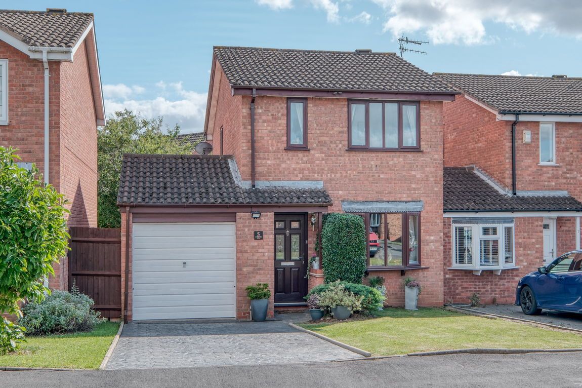 Foxglove Road, Worcester, WR5 3HG