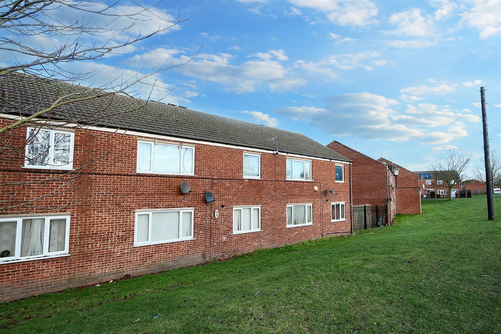 Petersfield Close, Top Valley, Nottingham, Nottinghamshire, NG5 9AP