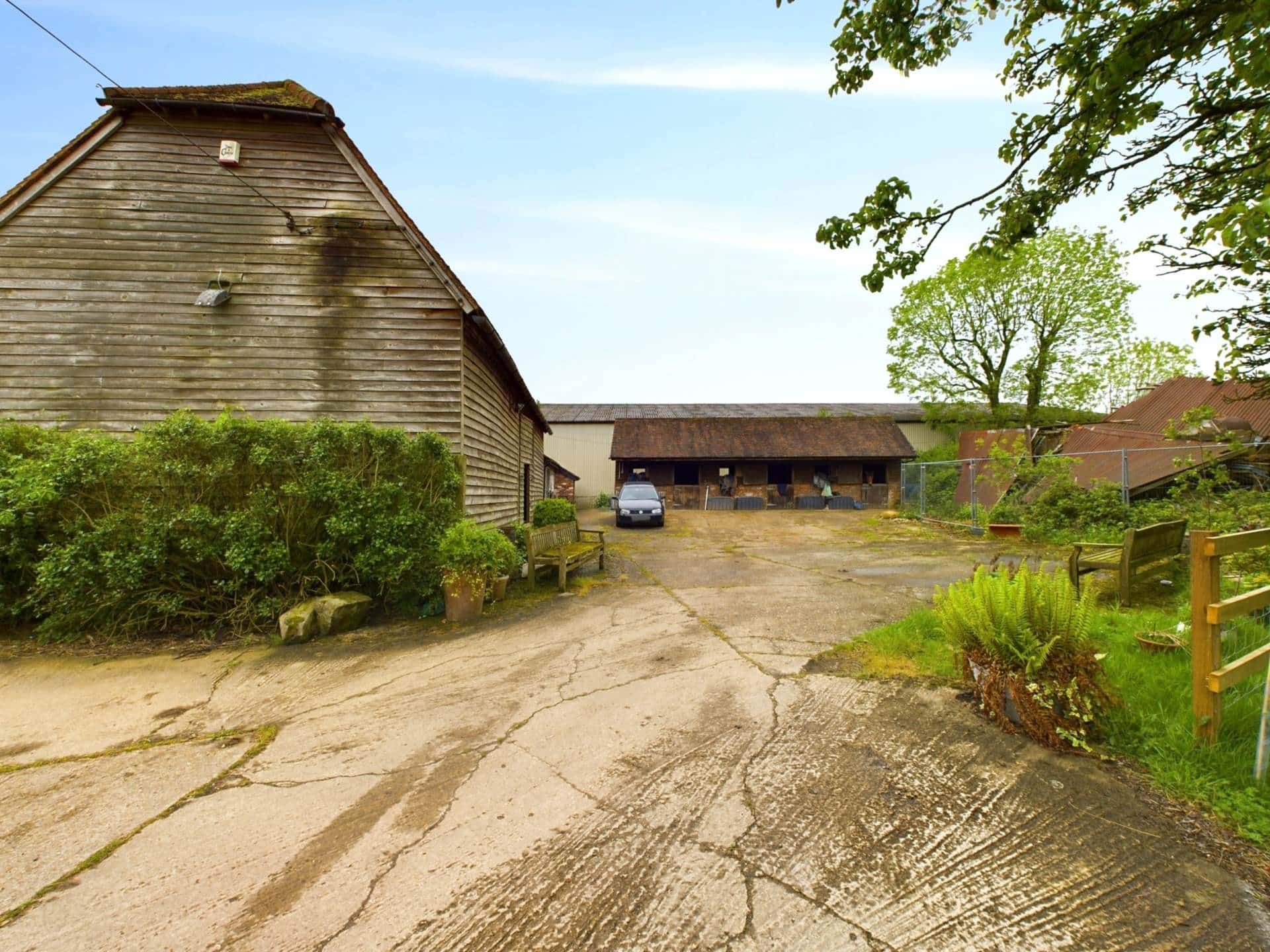 Hale Lane, Wendover