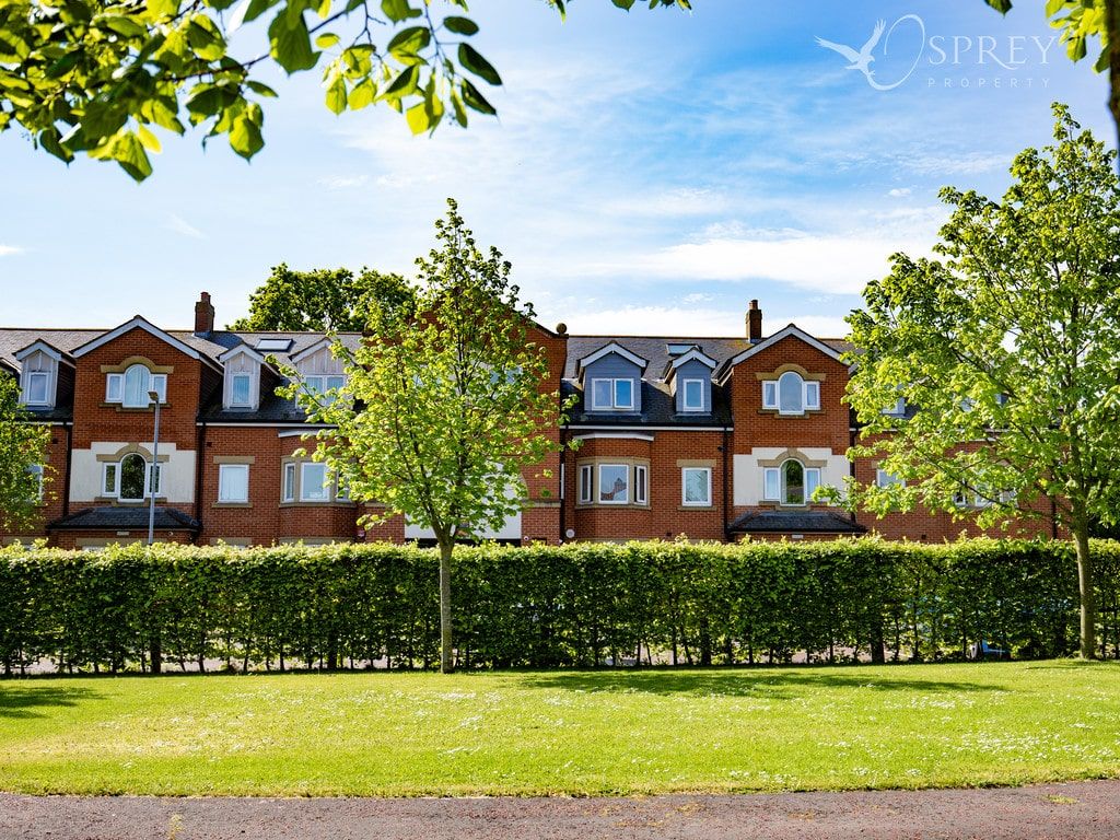 Cambridge Square, Middlesbrough,