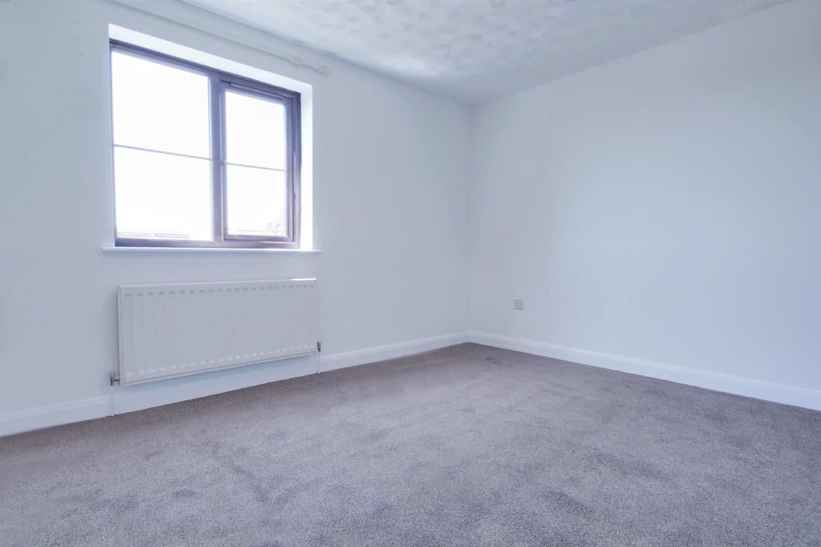 2 bed property to rent in Hawarden Hill, London Regal Estates