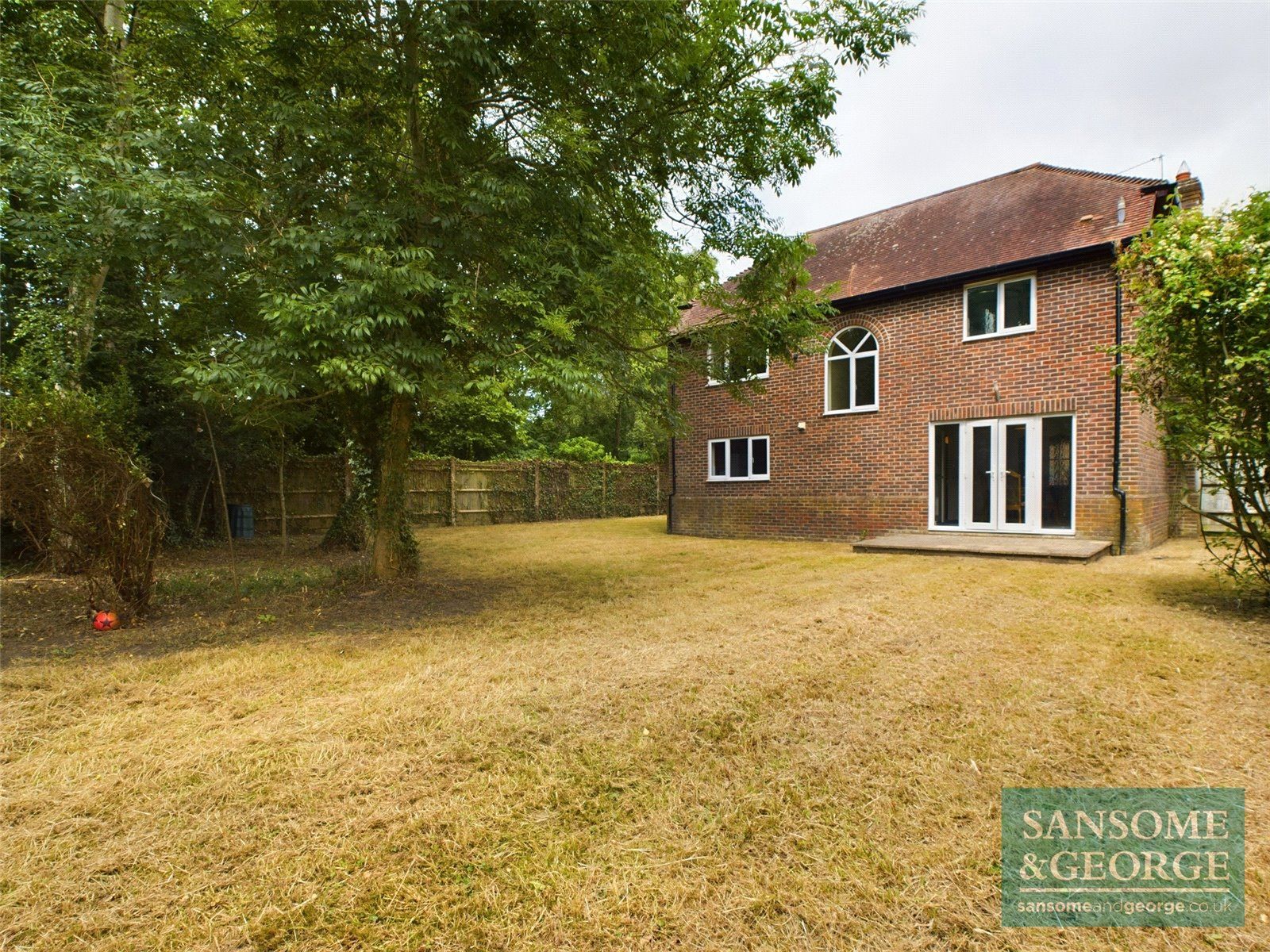 Jibbs Meadow, Bramley, Tadley, Hampshire, RG26 5DZ