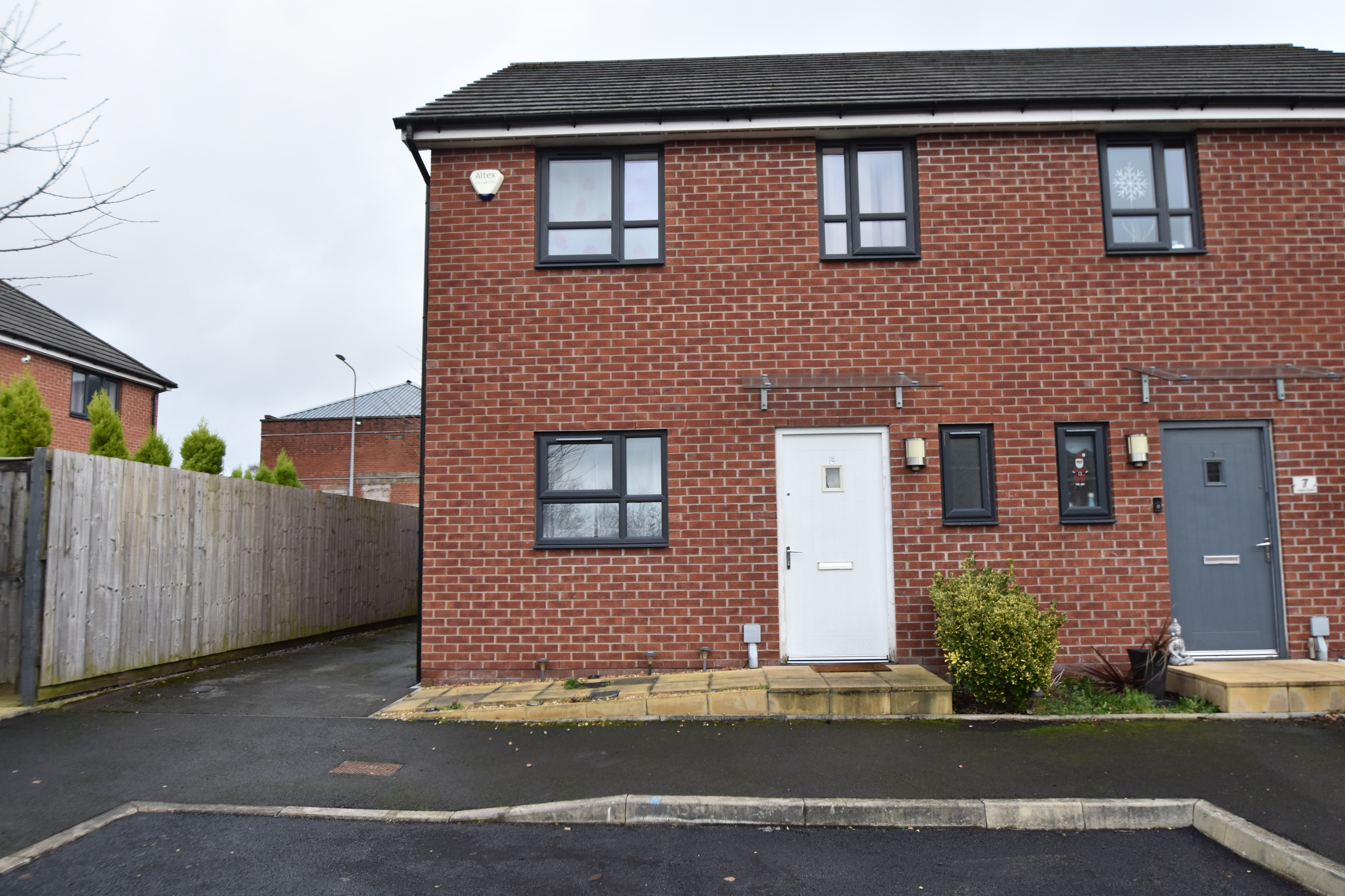 Bugle Close, Salford, M7