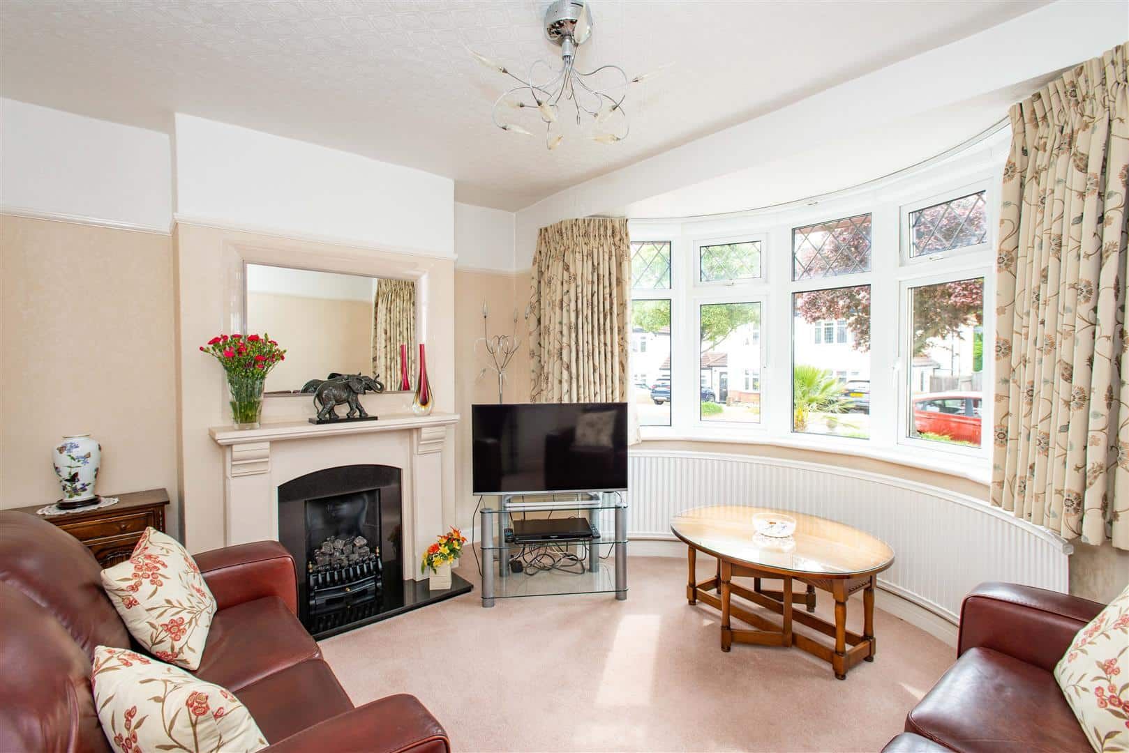 2 bed semidetached house for sale in Crescent Drive, Petts Wood Edmund Estate Agents