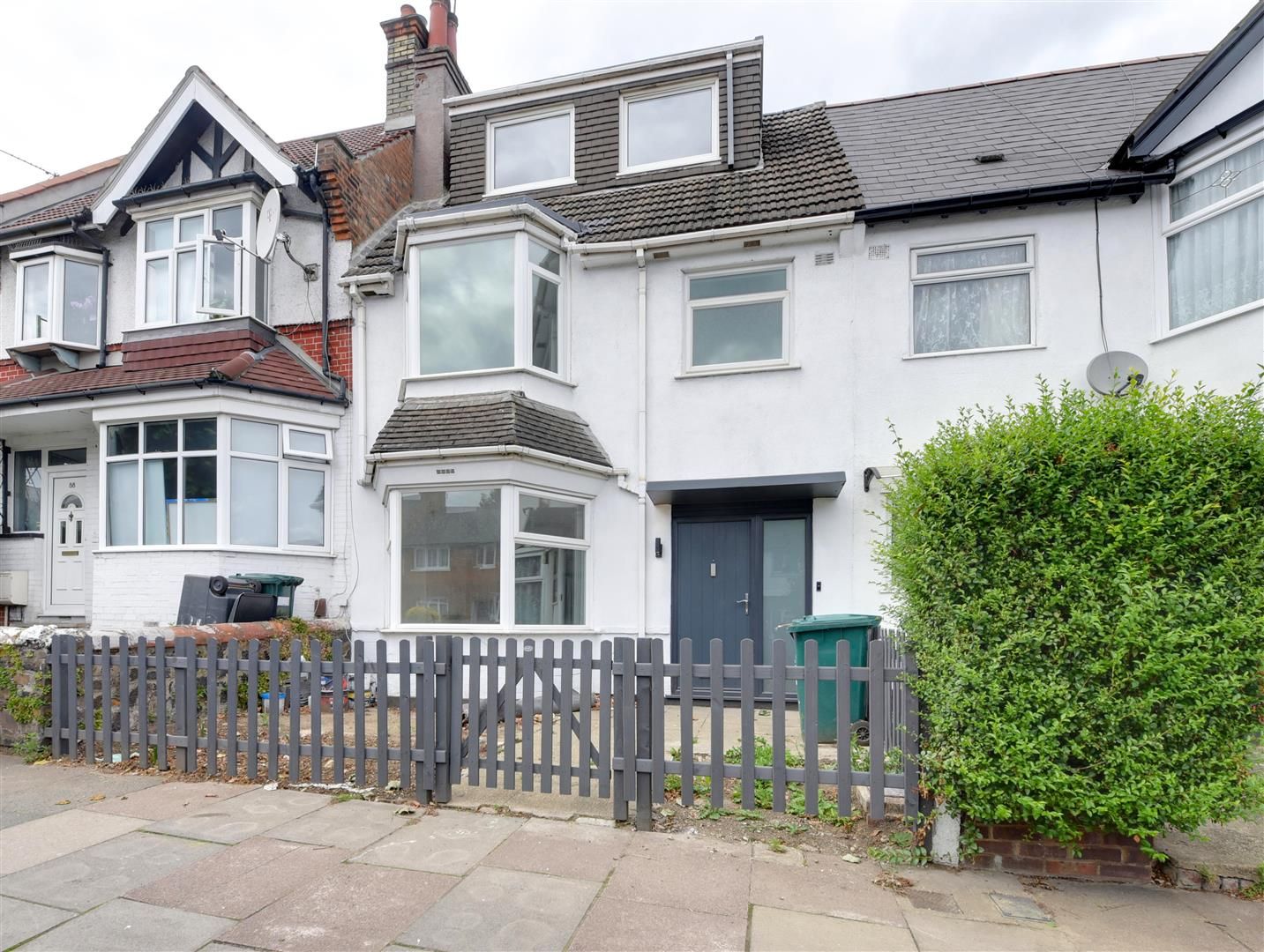 Squires Lane, Finchley, London, N3 2AH