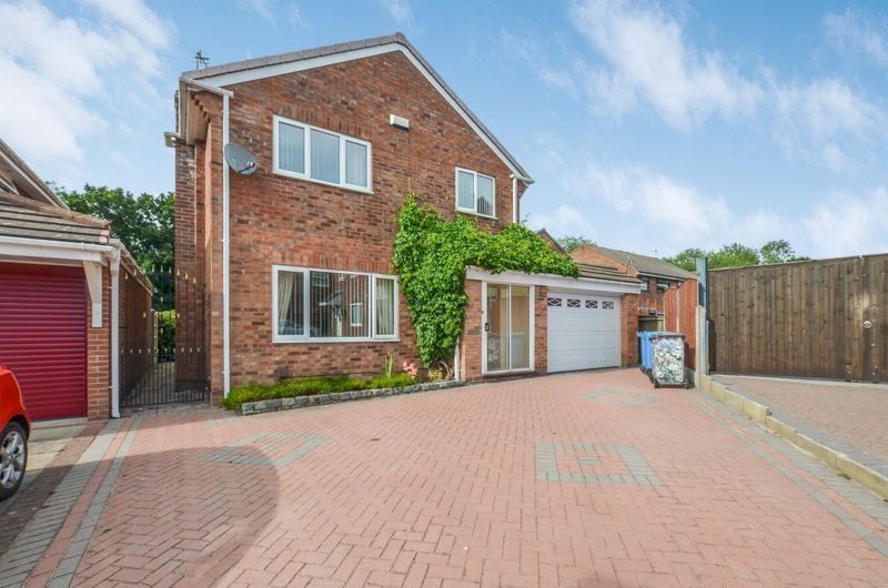 Stonechat Close, Beechwood, Runcorn, WA7 3JL