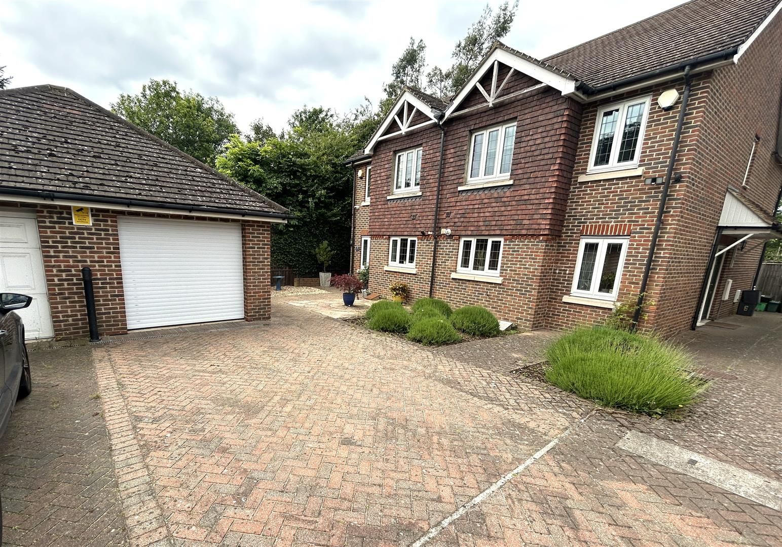 Bridgelands Close, Beckenham, Kent, BR3 1JU