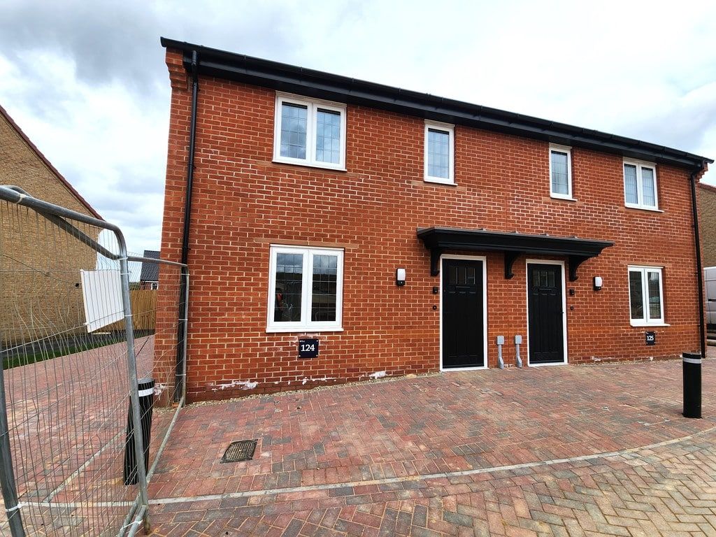 Skylark Way, Long Melford, Sudbury, Suffolk, CO10 9FY