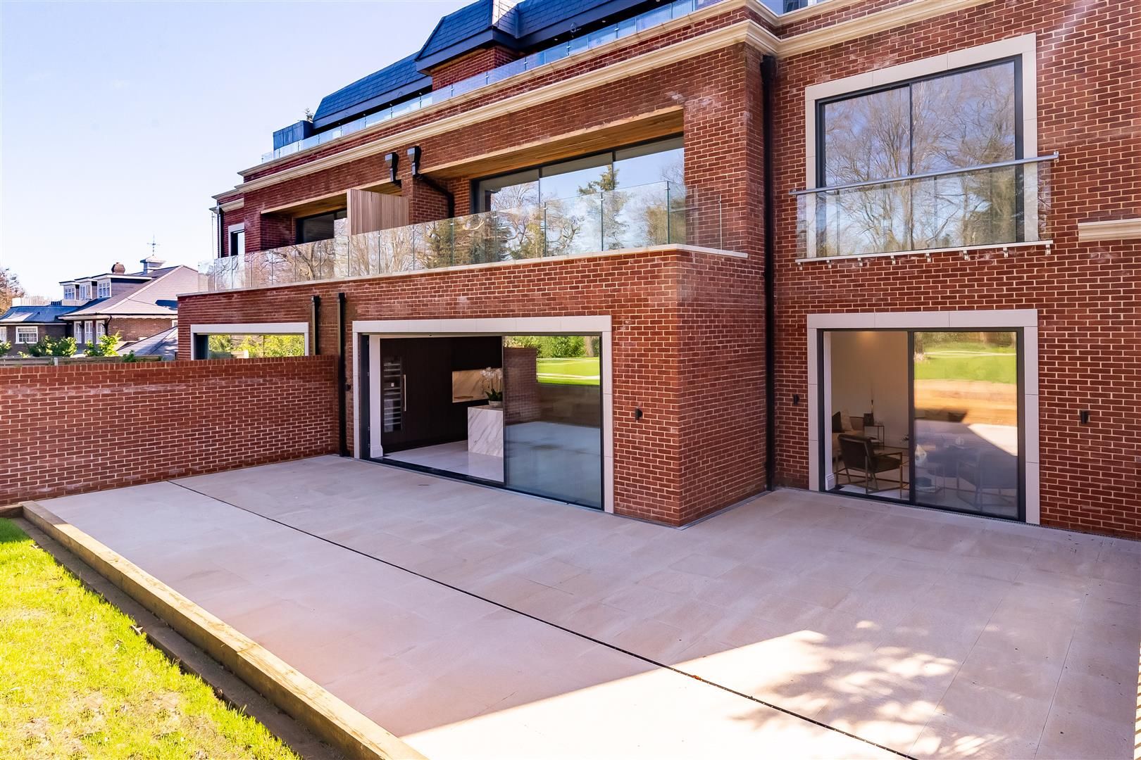 2 bed flat for sale in Tamara Court, Stradbroke Drive, Chigwell