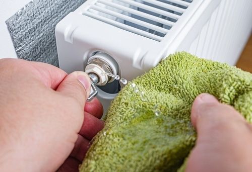 Radiator Not Getting Hot – Learn How To Bleed A Radiator
