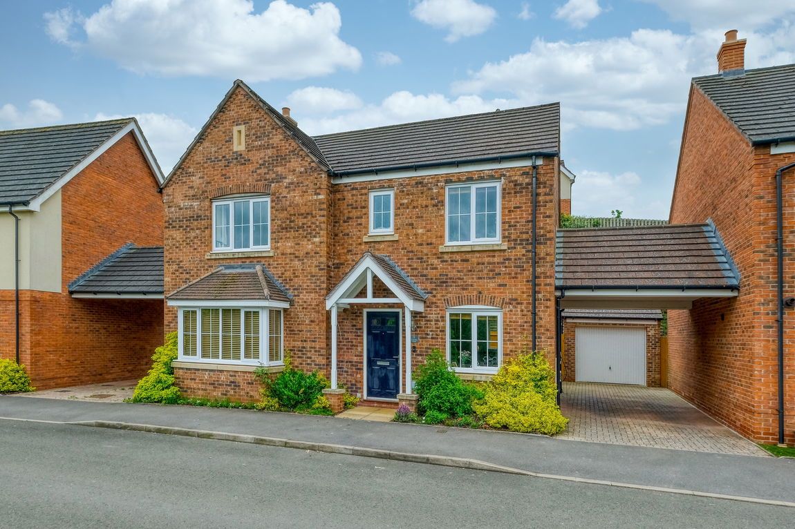 Cowslip Close, Catshill, Bromsgrove, B61 0GF