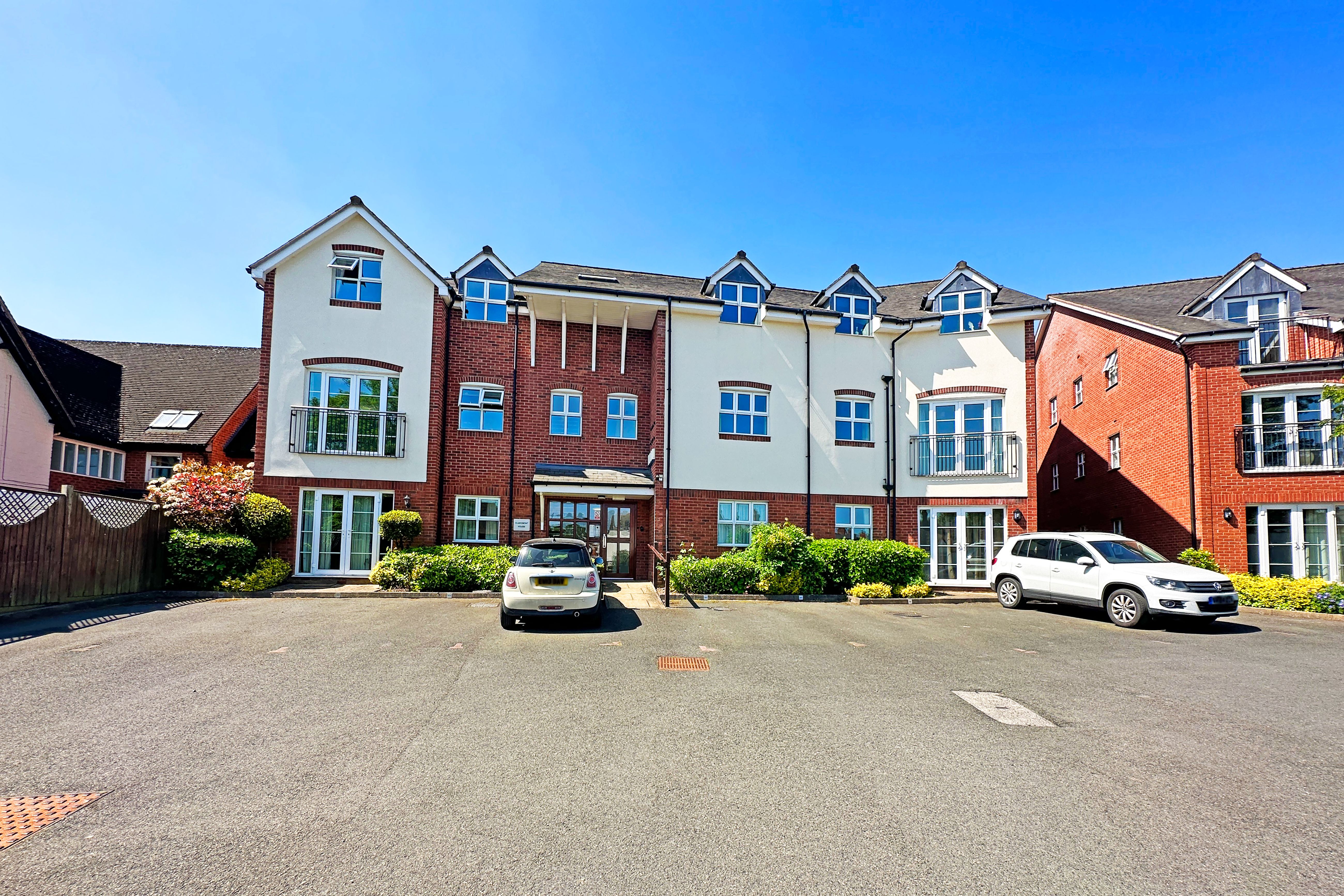 Flat 12, Claremont House, Solihull, 15 Poplar Road, B93 8DD