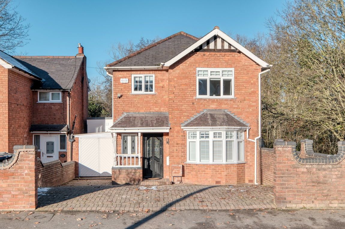 Wychall Lane, Kings Norton, Birmingham, B38 8AD