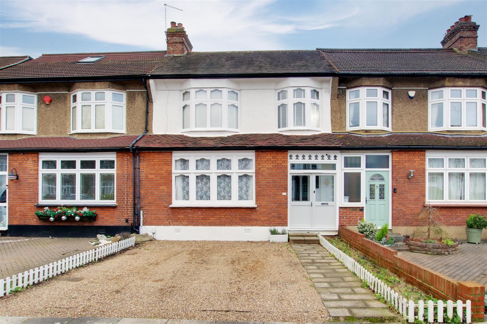 Faversham Avenue, Enfield, EN1 2BX