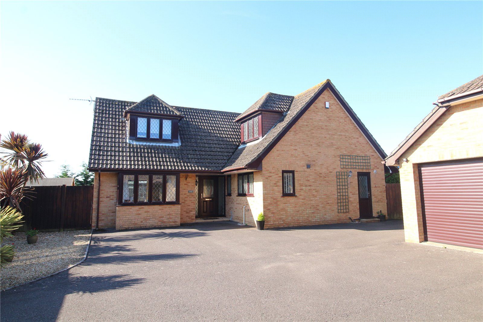 Sandmartin Close, Barton On Sea, Hampshire, BH25 7NF