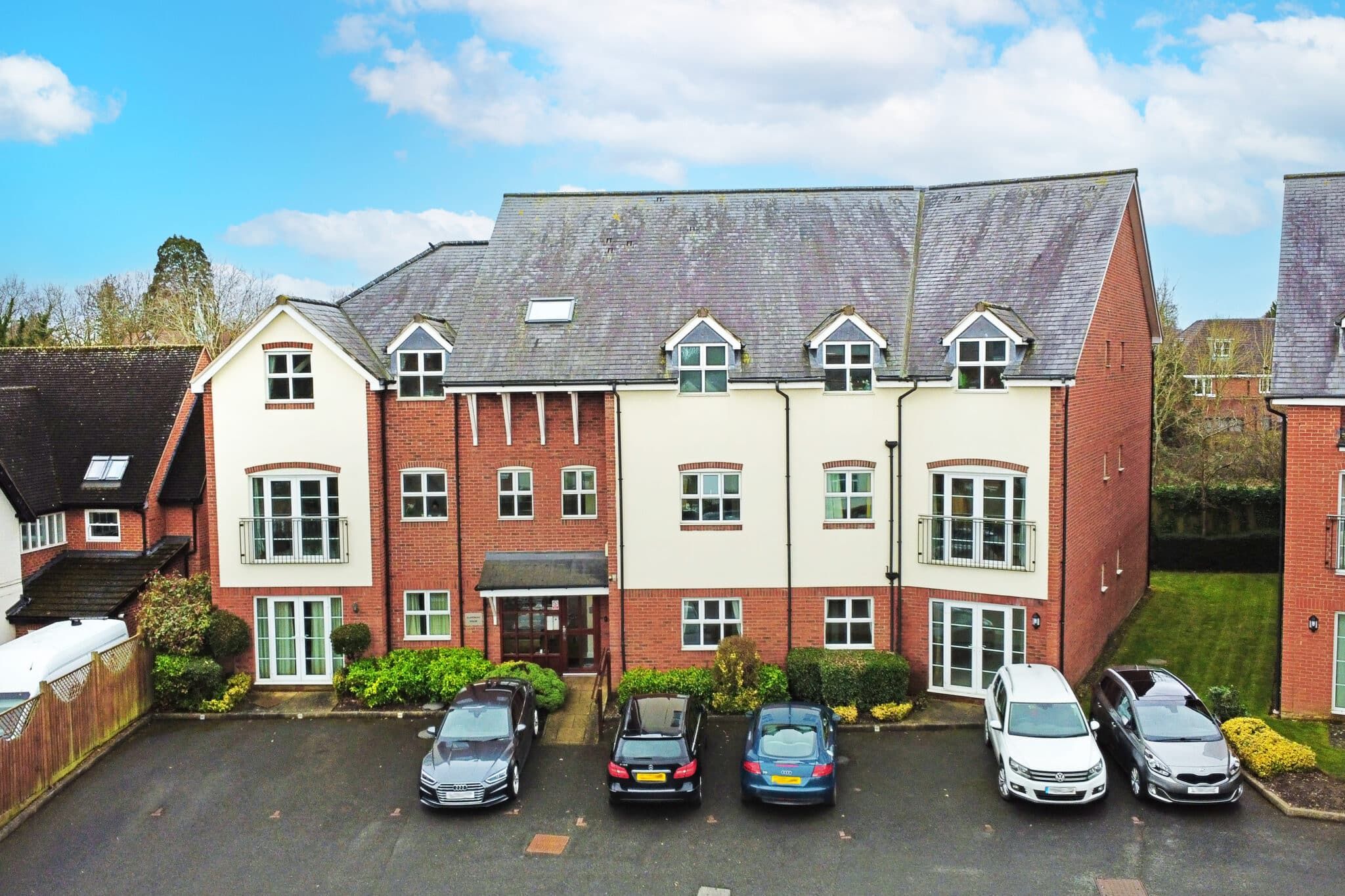 Flat 5, Claremont House, Solihull, 15 Poplar Road, B93 8DD