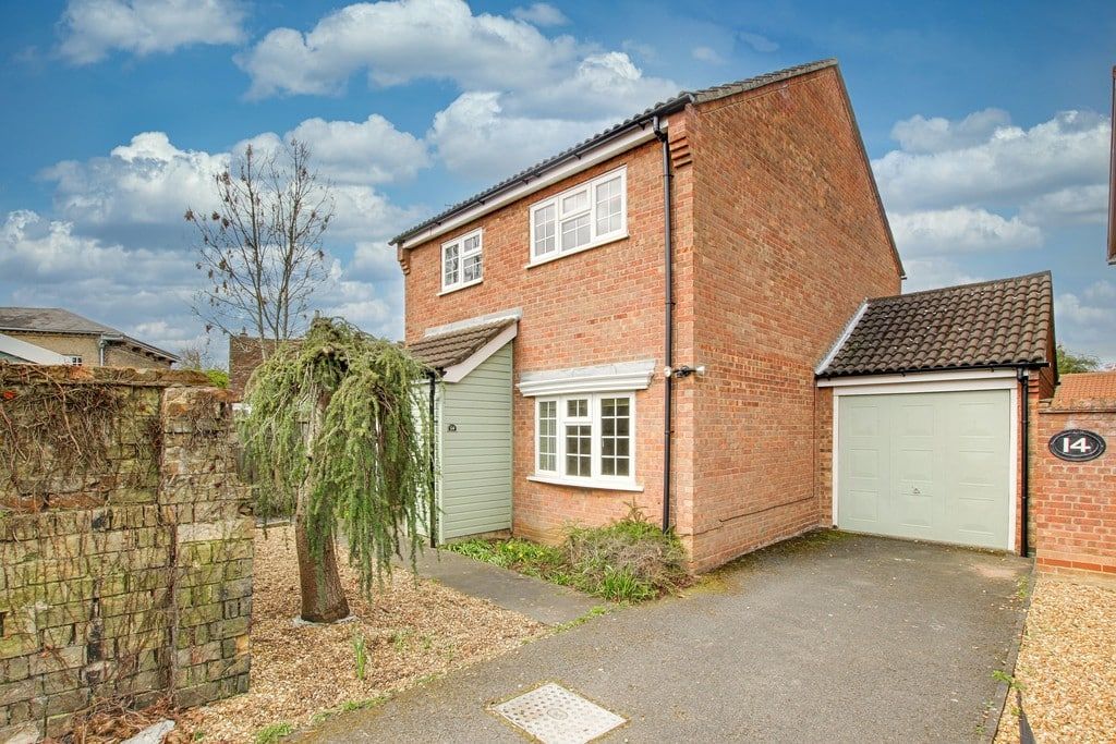 Wildber Close, Eynesbury, St. Neots, PE19 2DY