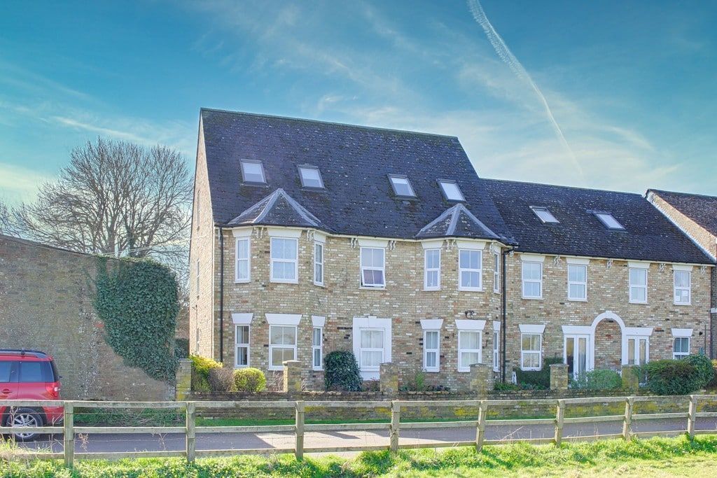 Ferndale House, Ware Road, St. Neots, PE19 1DR
