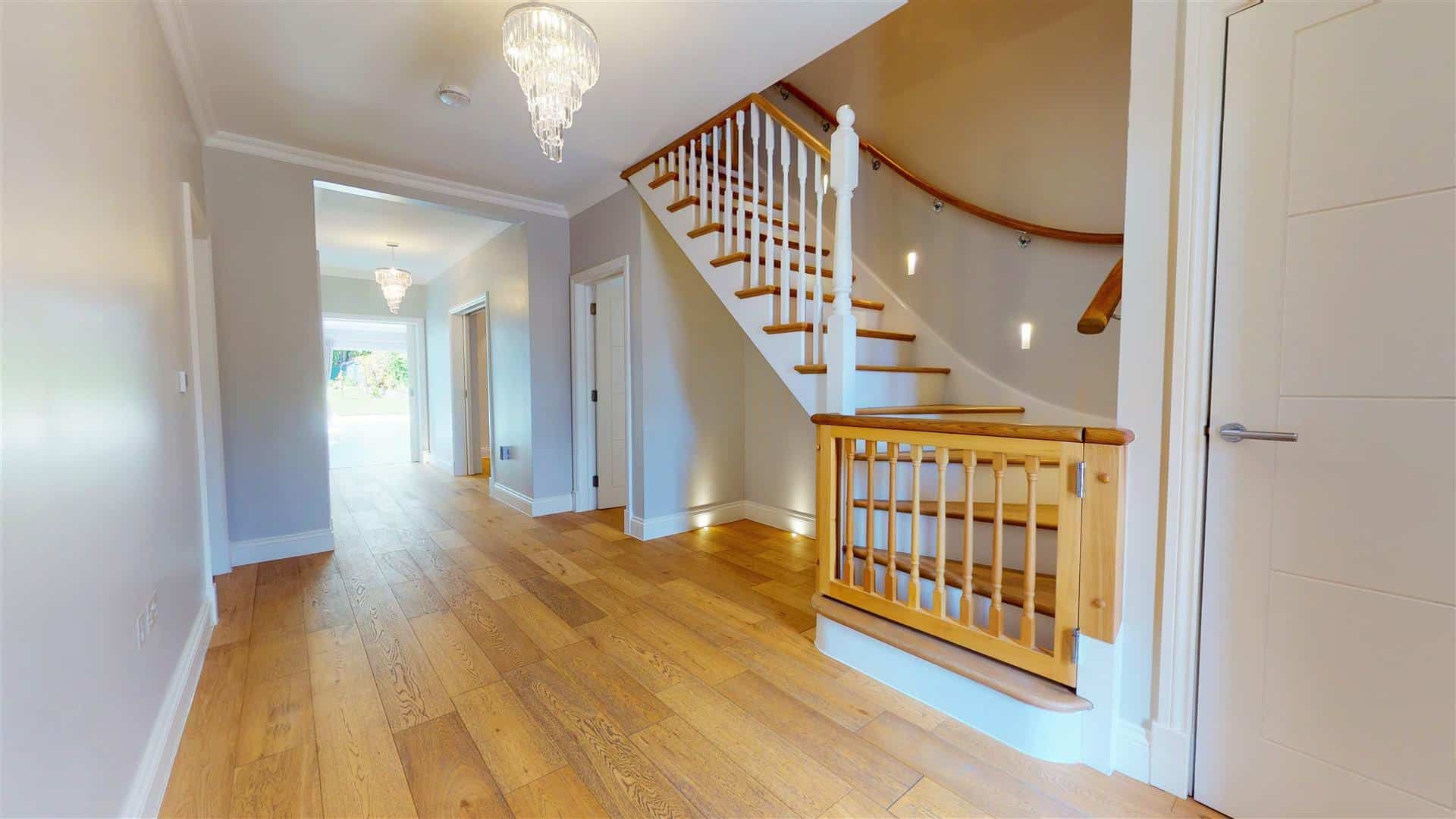 5 bed detached house for sale in Stradbroke Grove, Buckhurst Hill