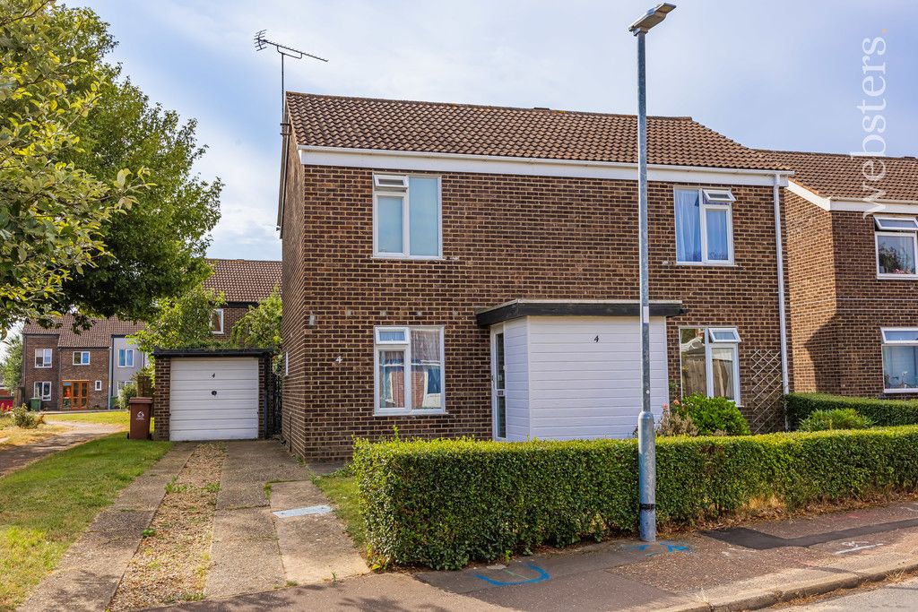 Chestnut Avenue, Spixworth, Norwich, NR10 3QG