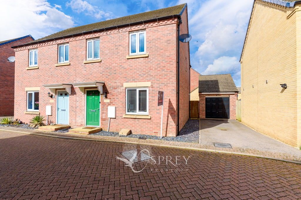 Cornflower Crescent, Barleythorpe, Oakham Office,