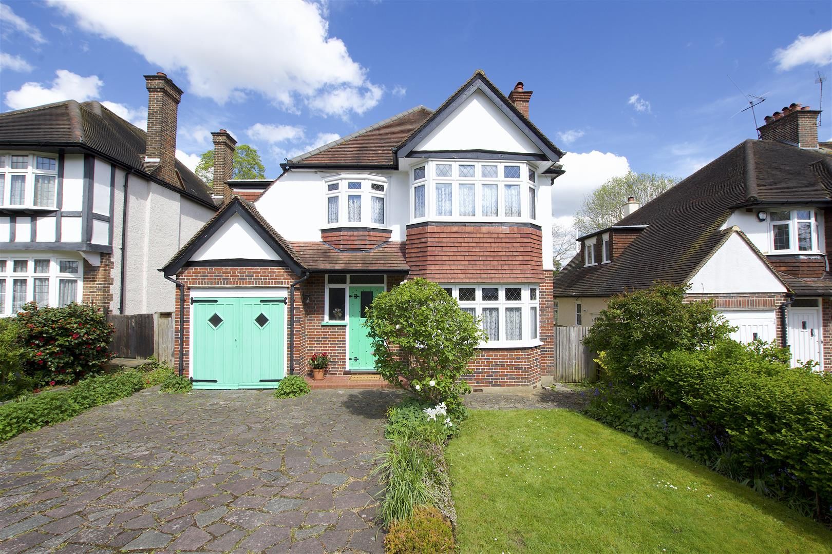 Broadoaks Way, Bromley, Kent, BR2 0UA