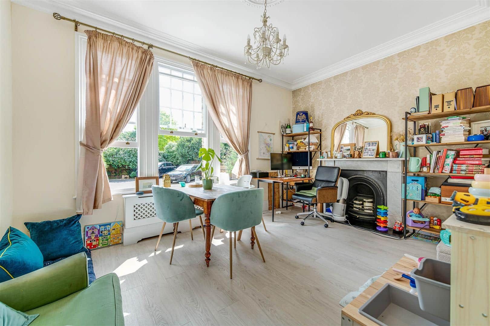 Dryburgh Court, Putney, London, SW15 1BN