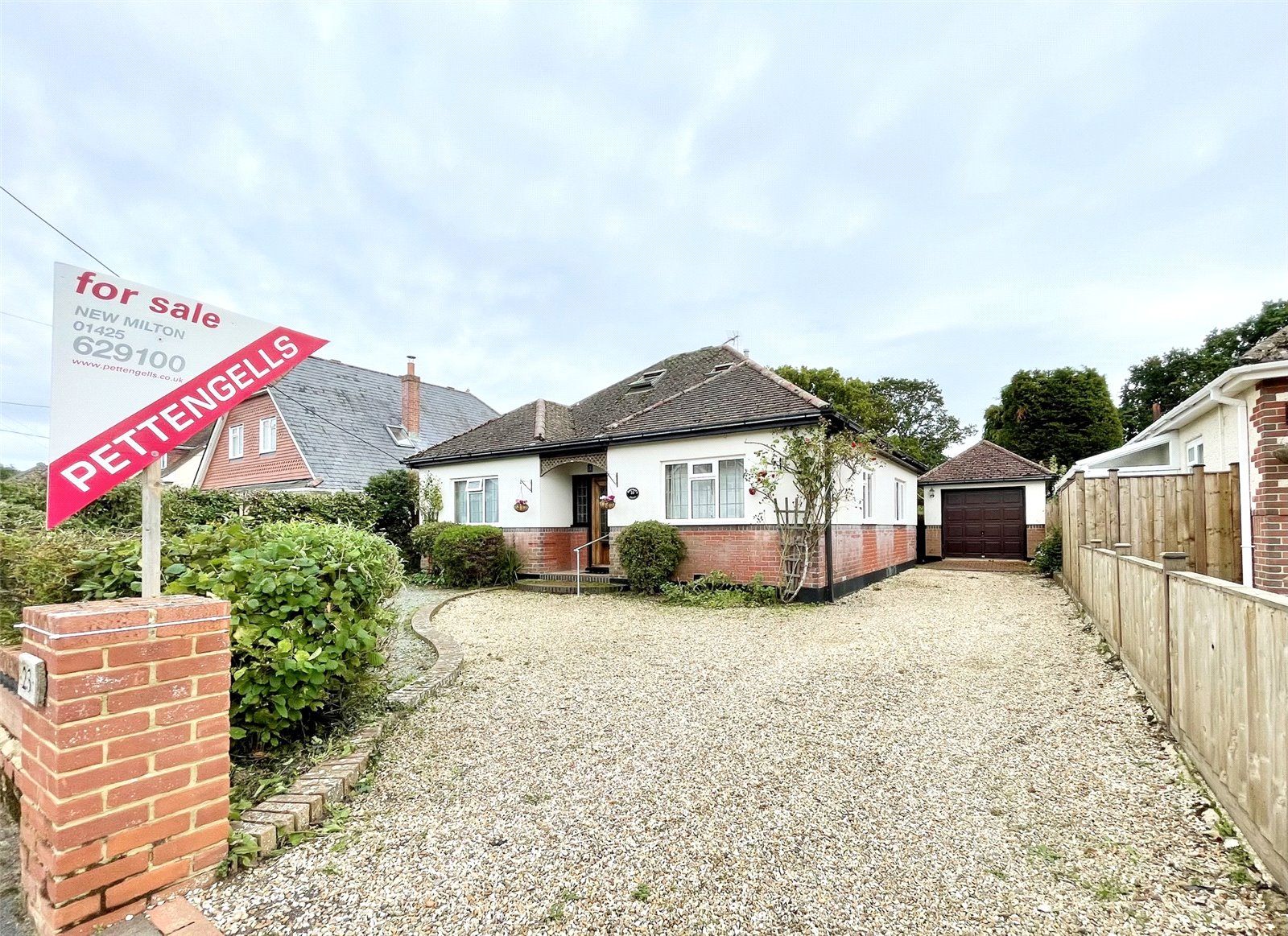 Marley Avenue, New Milton, Hampshire, BH25 5LQ