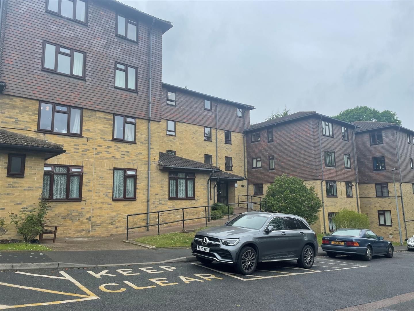 1 bed flat for sale in Forest Close, Chislehurst Edmund Estate Agents