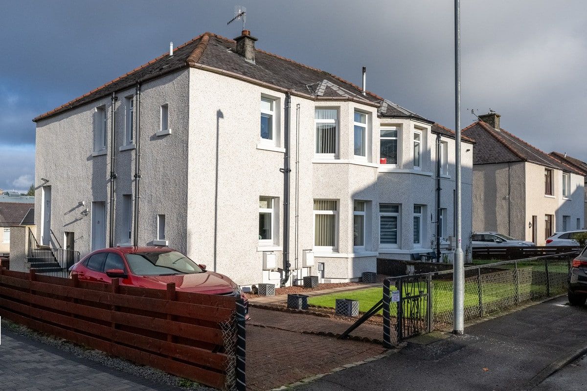 Bannockburn Street, Greenock, PA16 9DE