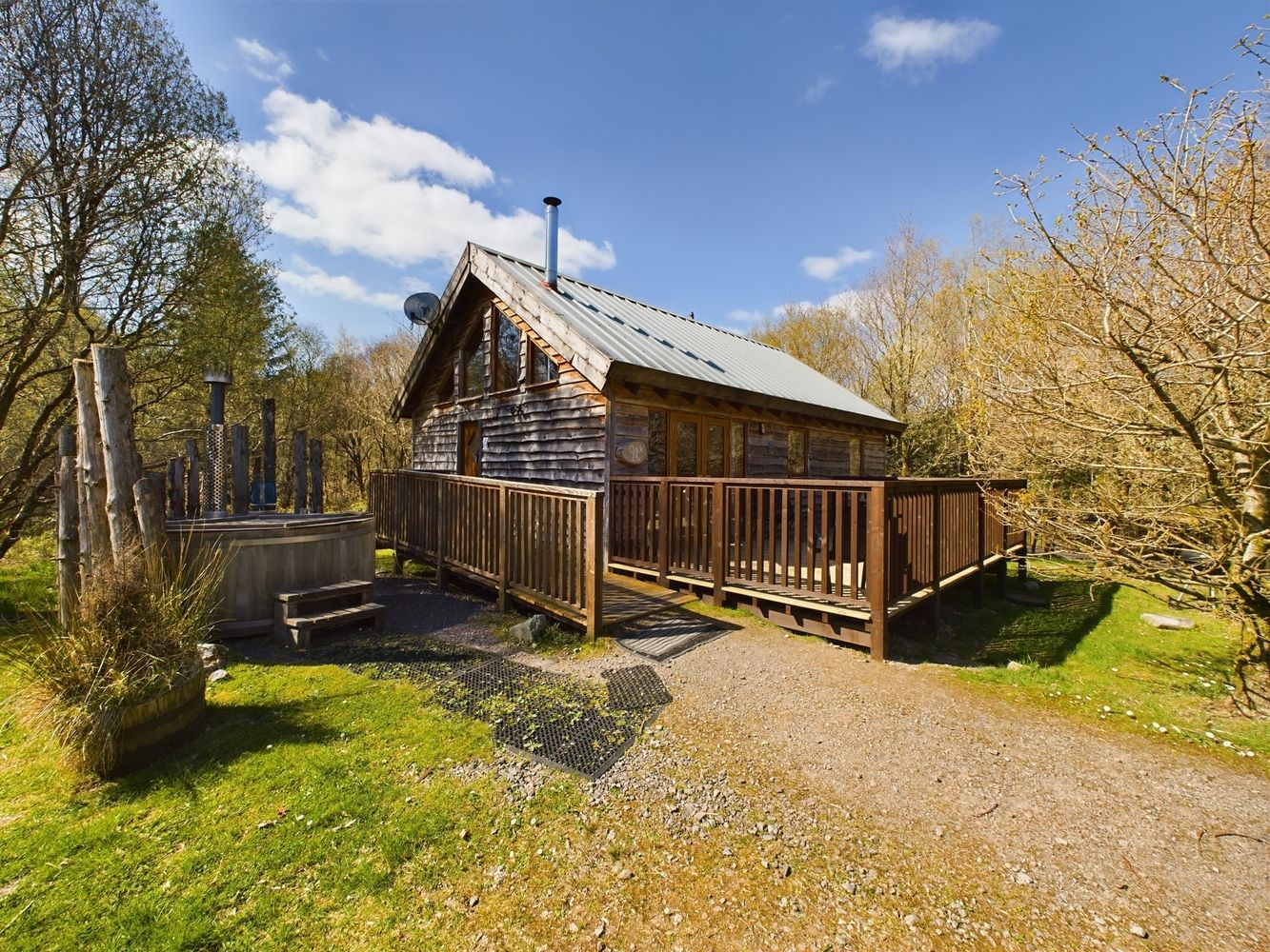 Oak Cabin,  Loch Awe,, Dalavich, Taynuilt, PA35 1HS