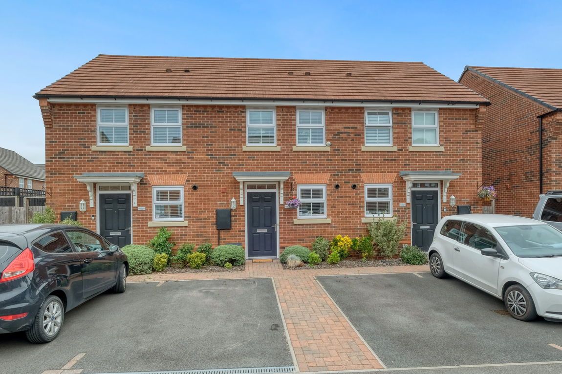 Edgefield Close, Wirehill, Redditch, B98 7WB