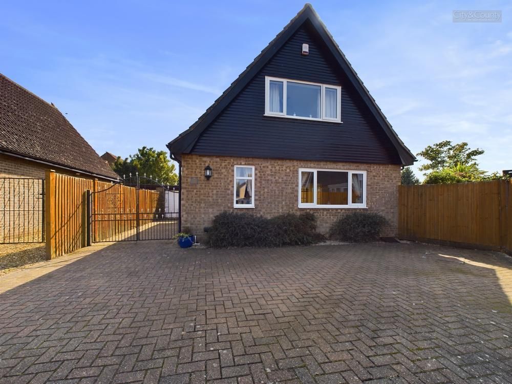 Walnut Close, Newborough, Peterborough, PE6 7RJ