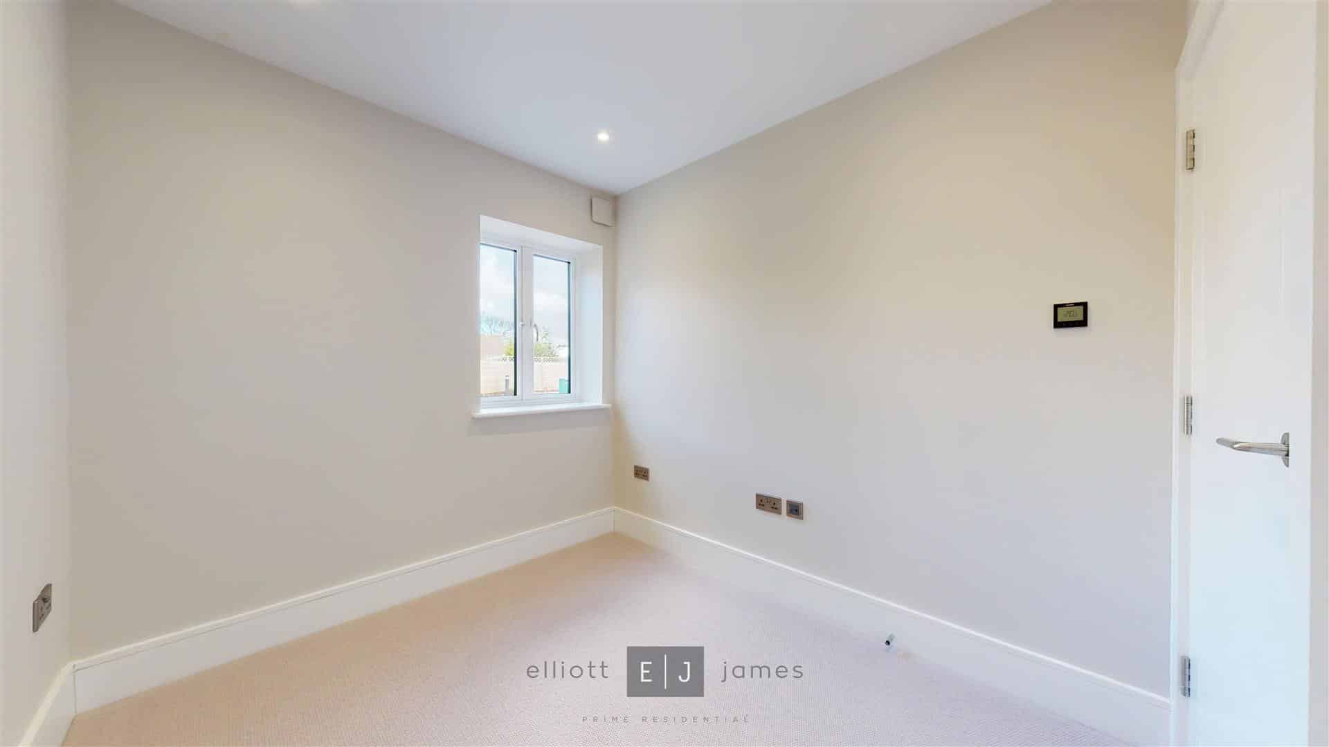 3 bed semidetached house for sale in Meadowcroft Gardens, High Beech