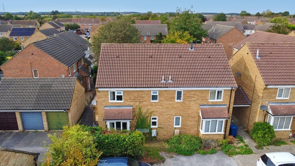 Chawston Close, Eaton Socon, St. Neots, PE19 8QB