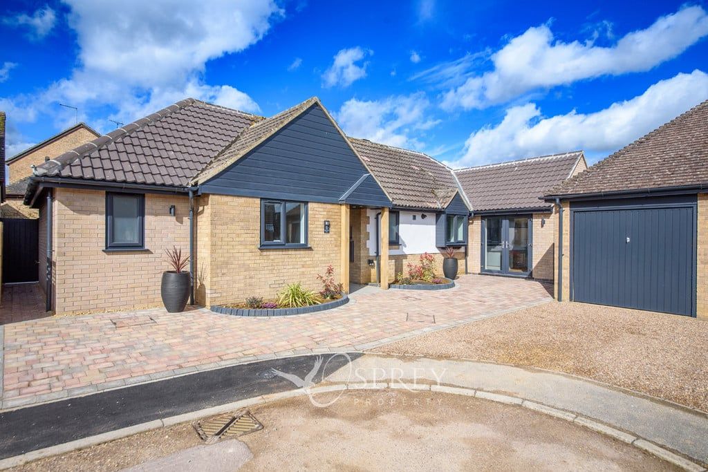 Wentworth Drive, Oundle, Northamptonshire, PE8,