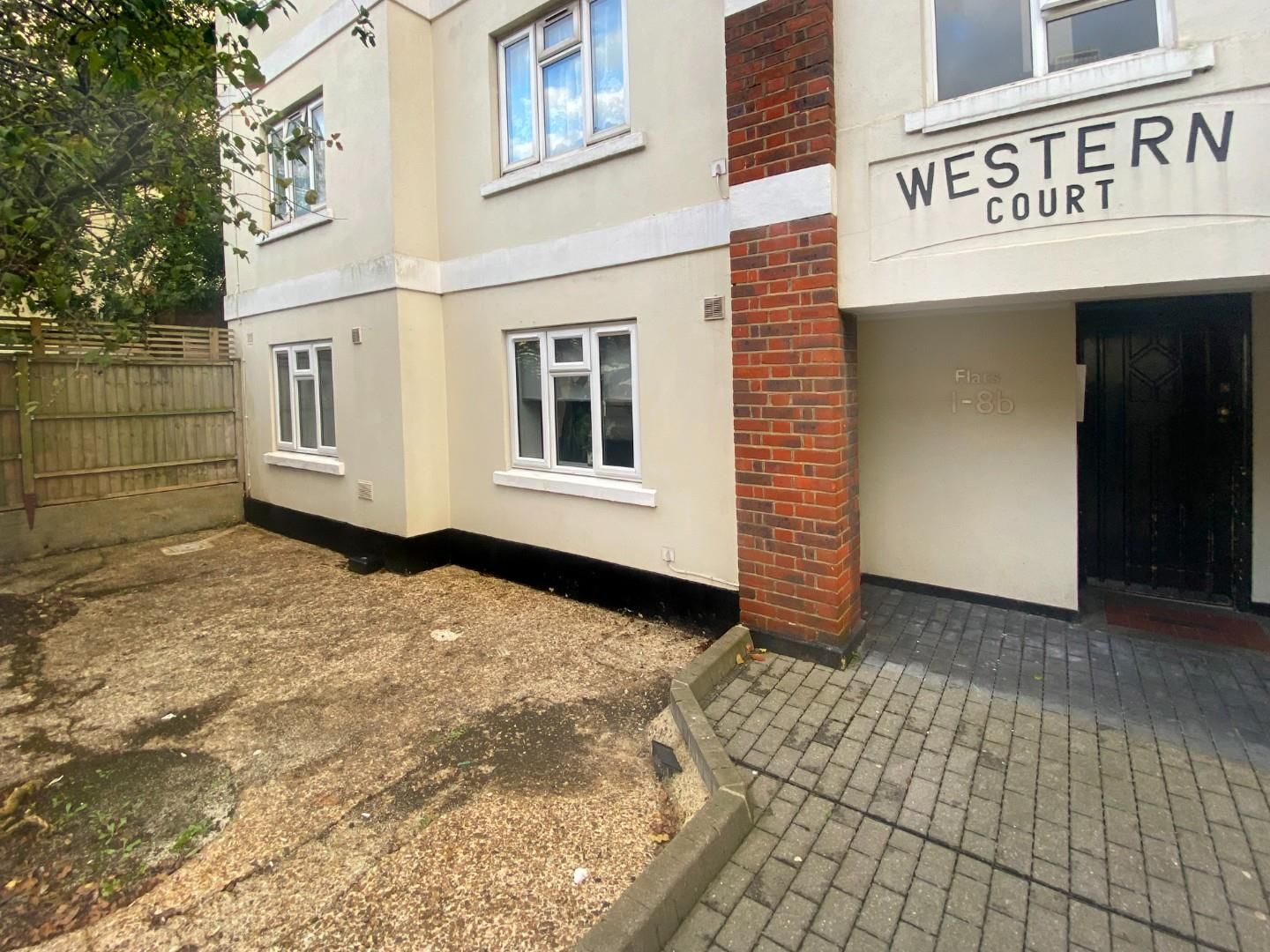 Western Court, Rosebank Way, W3