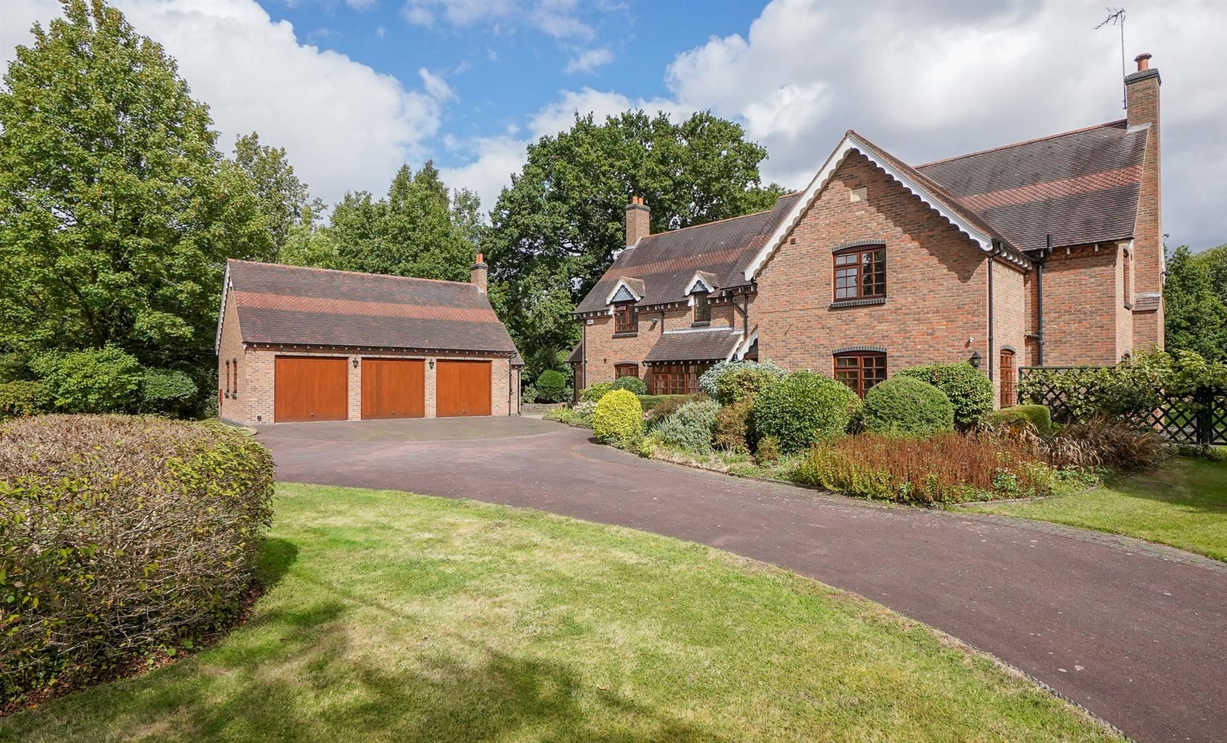 Perry Mill Lane, Ullenhall, Henley In Arden, B95 5RW