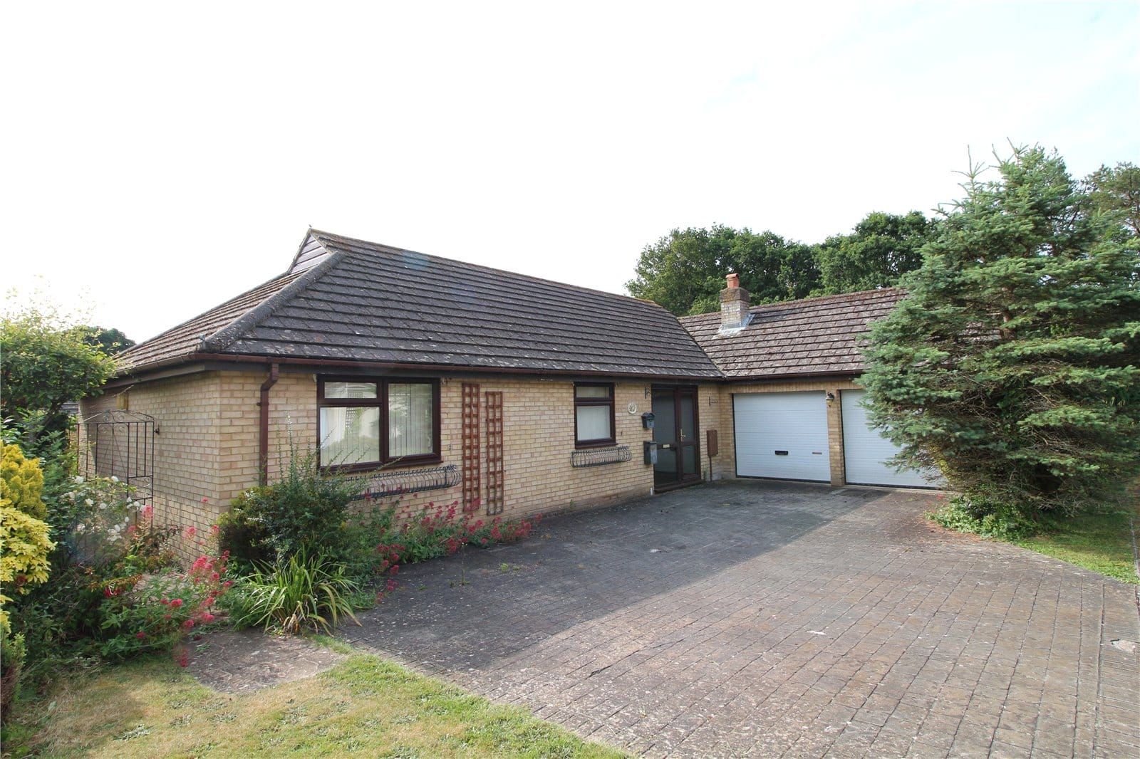 Woodland Way, New Milton, Hampshire, BH25 5RT