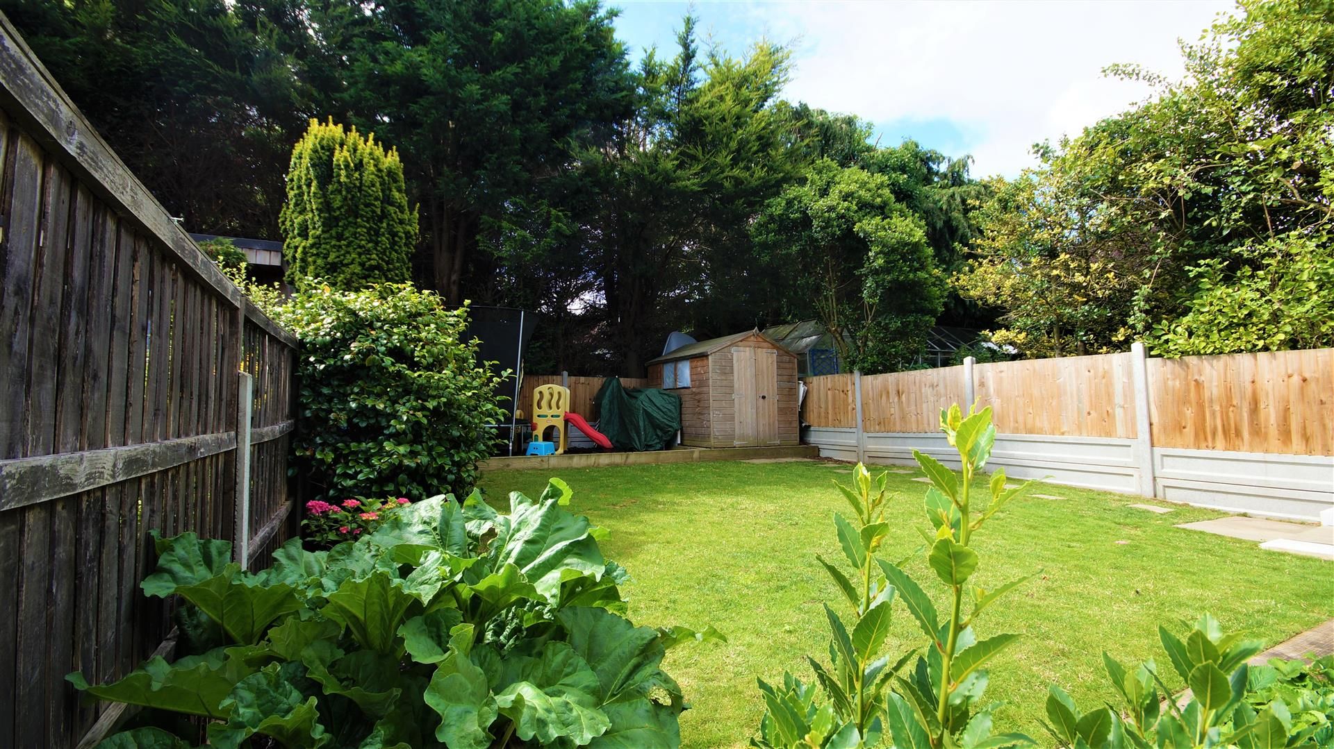 4 bed semidetached house for sale in Dene Road, Buckhurst Hill