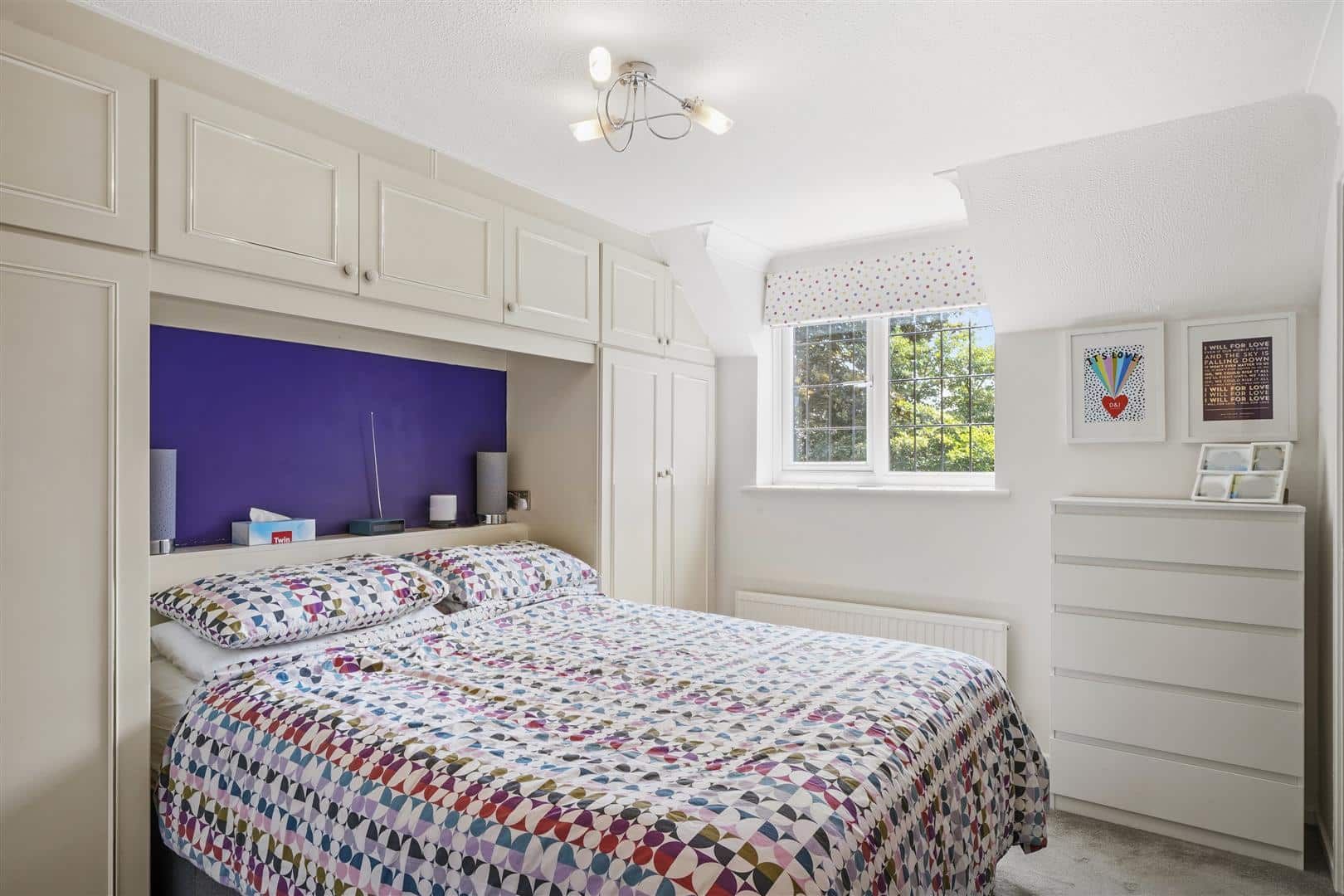 2 bed flat for sale in Priory Field Drive, Edgware Daniels Estate Agents
