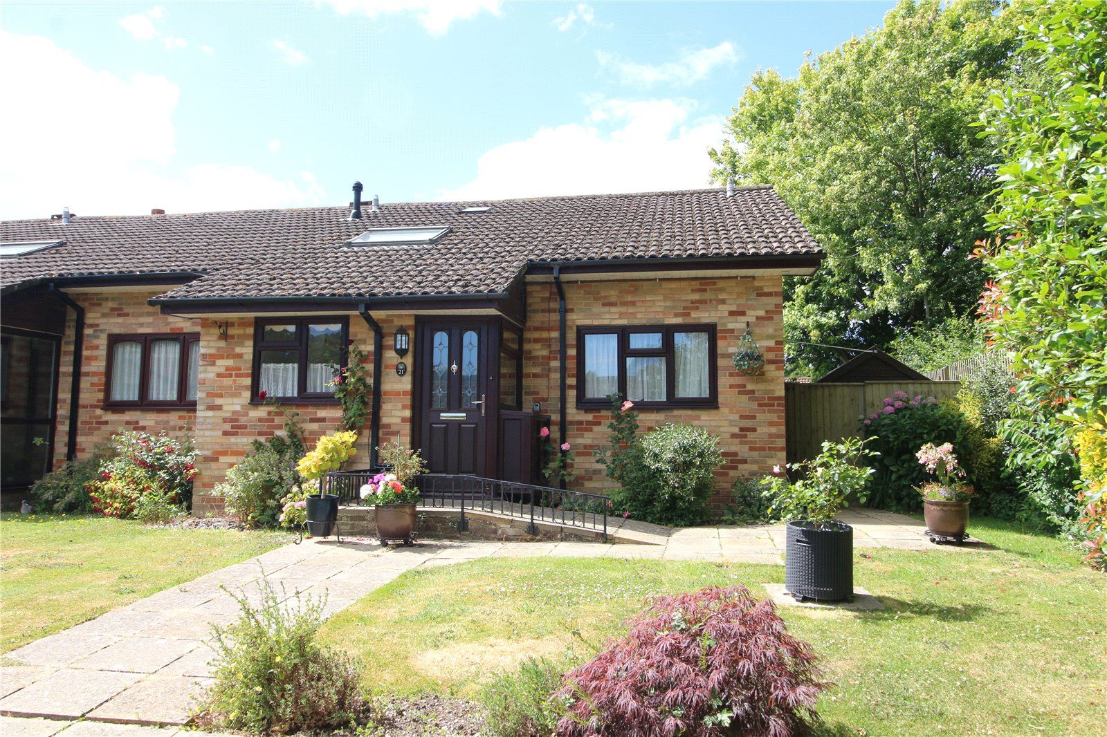 Glengarry, New Milton, Hampshire, BH25 6UA