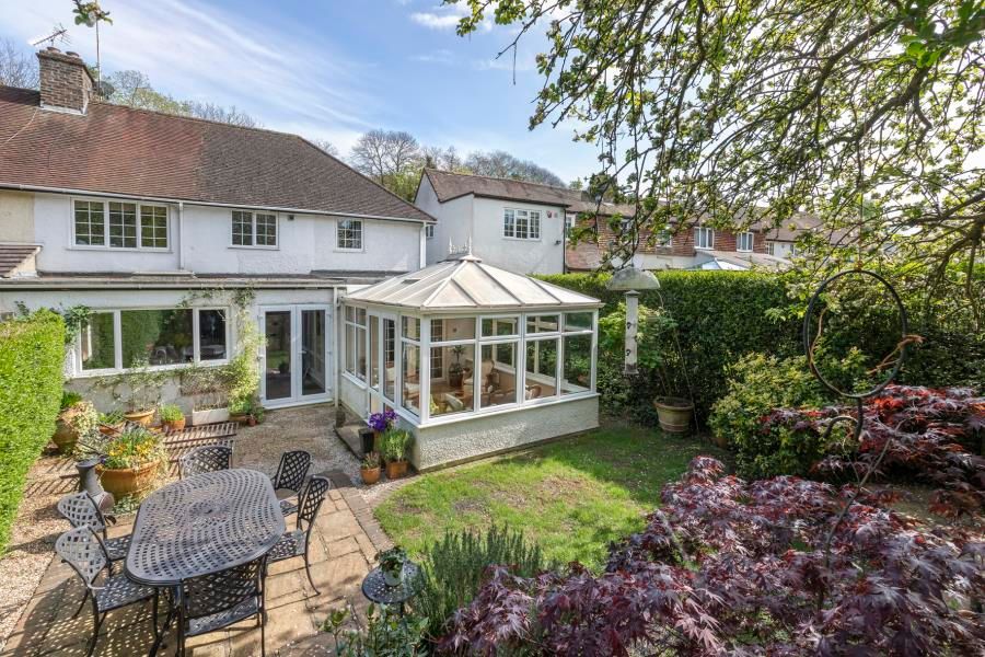 Trumpsgreen Avenue, Virginia Water, Surrey, GU25 4EW